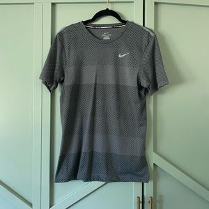 Like new Nike dry fit